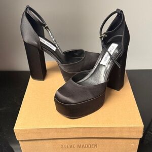 Steve Madden Black Satin Platform Block Heel